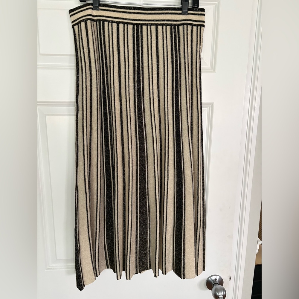 INC International Concepts Black and Cream A-Line Skirt